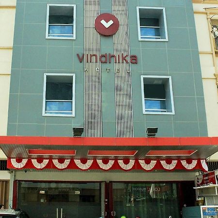 Vindhika Hotel Makassar Exteriör bild