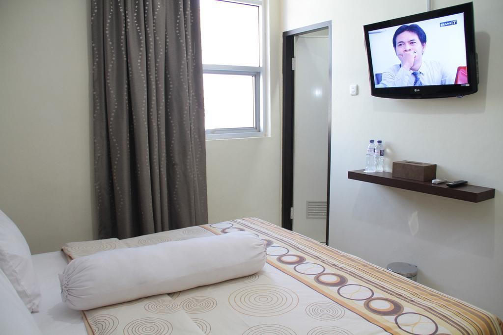Vindhika Hotel Makassar Rum bild
