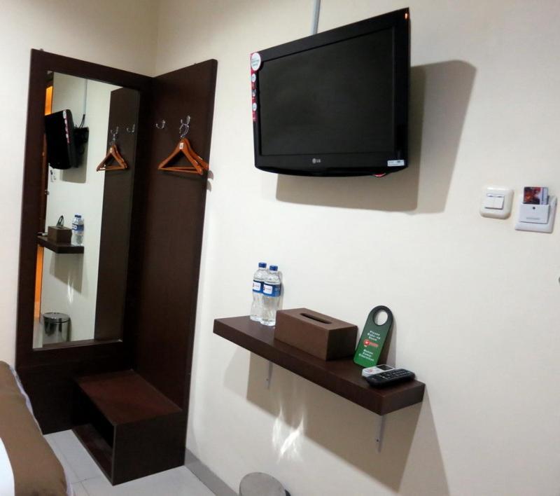Vindhika Hotel Makassar Rum bild
