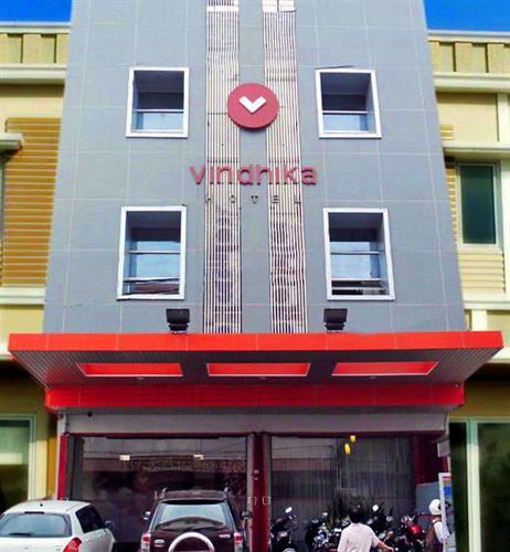 Vindhika Hotel Makassar Exteriör bild
